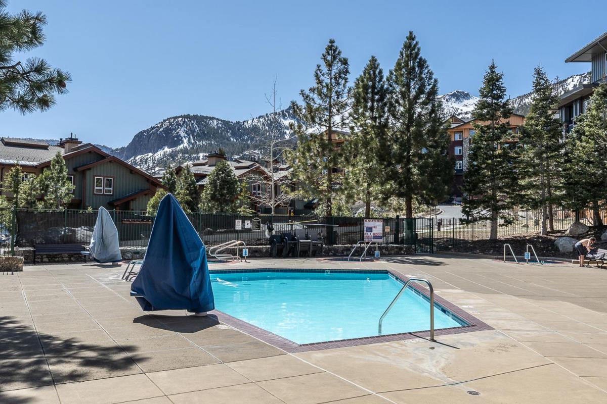 Ski In Ski Out Juniper Springs Lodge #351 Luxury Slope-Side 2 Bedrm 2 Bath End Unit! Mammoth Lakes Eksteriør billede