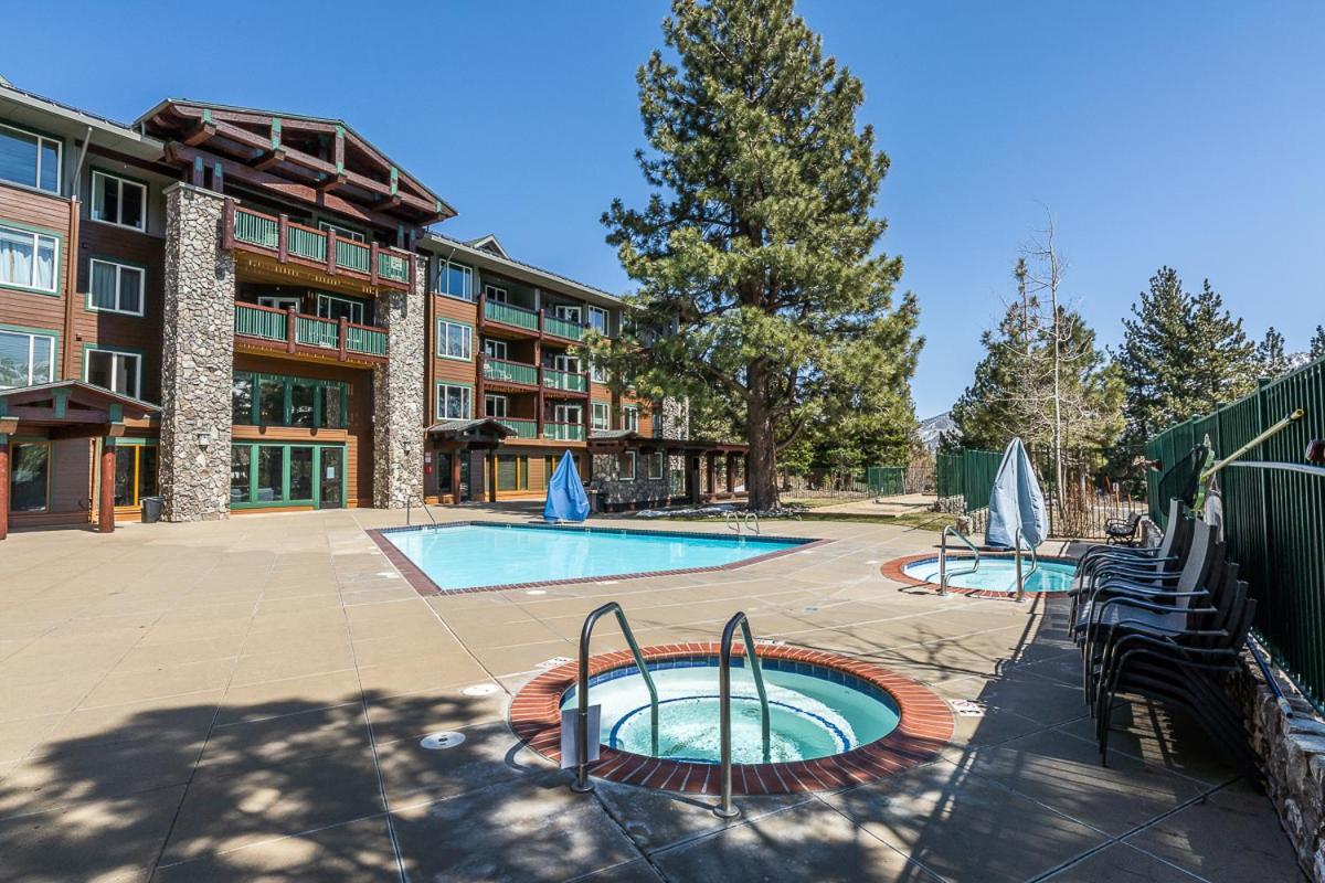 Ski In Ski Out Juniper Springs Lodge #351 Luxury Slope-Side 2 Bedrm 2 Bath End Unit! Mammoth Lakes Eksteriør billede